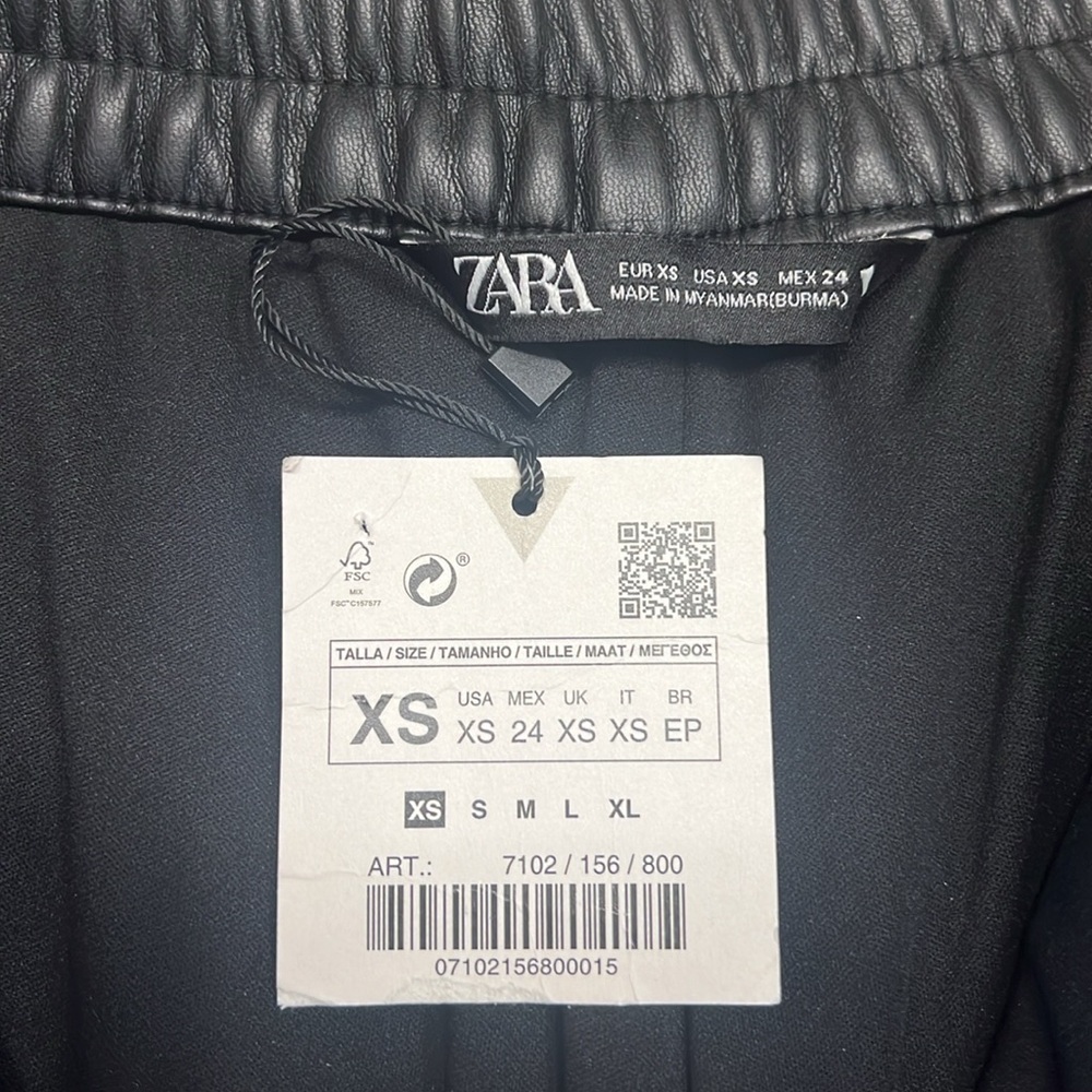 ZARA Faux Leather Quilted Shorts - Picture 10 of 15